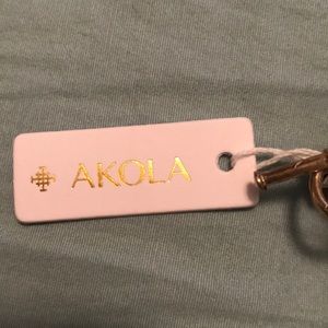 Yags still on, never worn, AKOLA necklace!